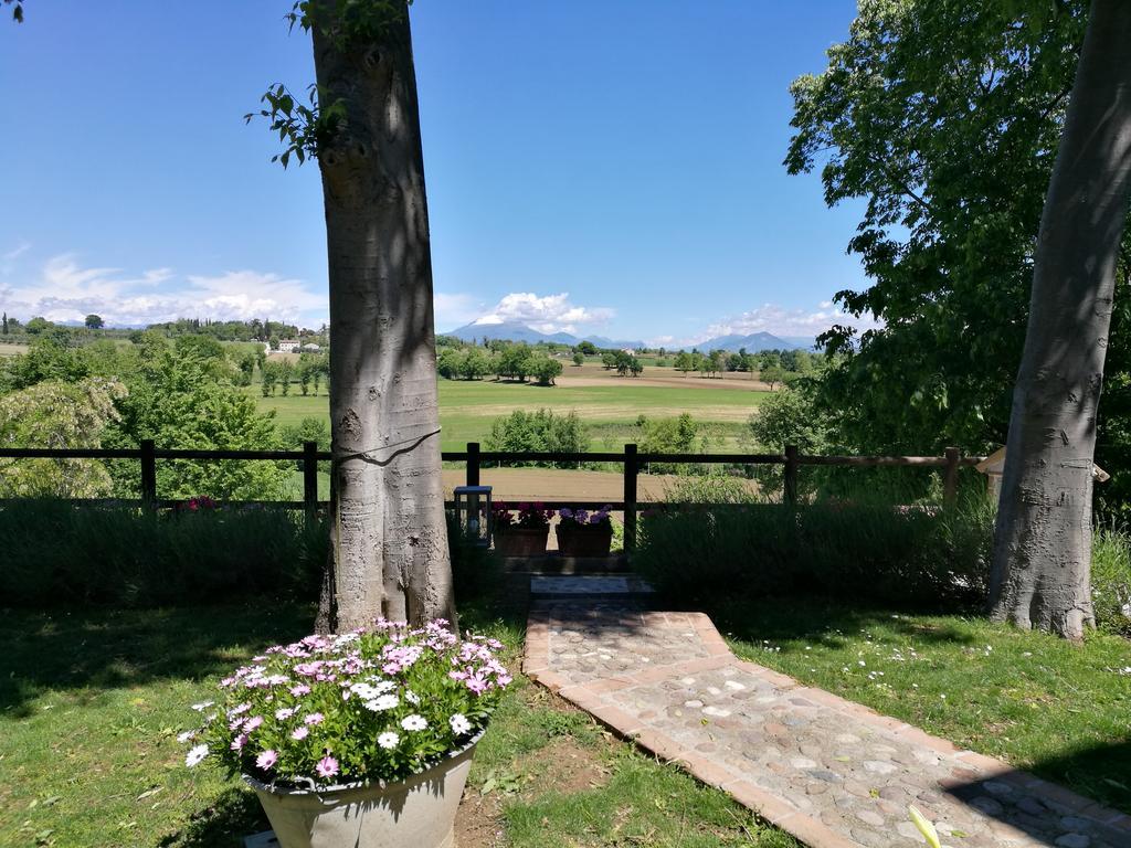 La Piana Bed and Breakfast Monzambano Exteriör bild